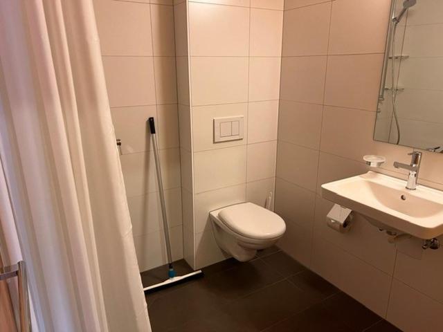 Nova Casa Spinatscha Sedrun Hostel Ruang foto