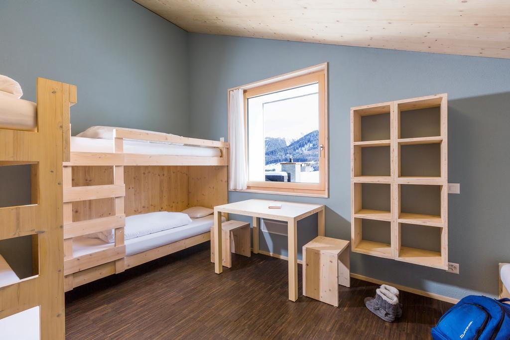 Nova Casa Spinatscha Sedrun Hostel Bagian luar foto