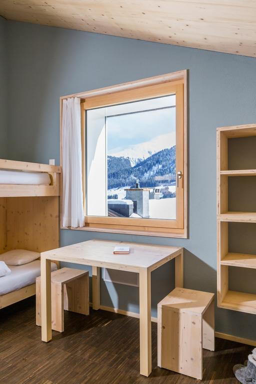 Nova Casa Spinatscha Sedrun Hostel Bagian luar foto